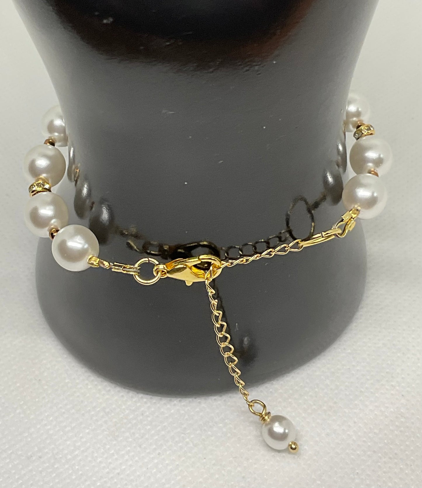 Elegant 14kt gold plated Pearl and Bronzebeaded Bracelet