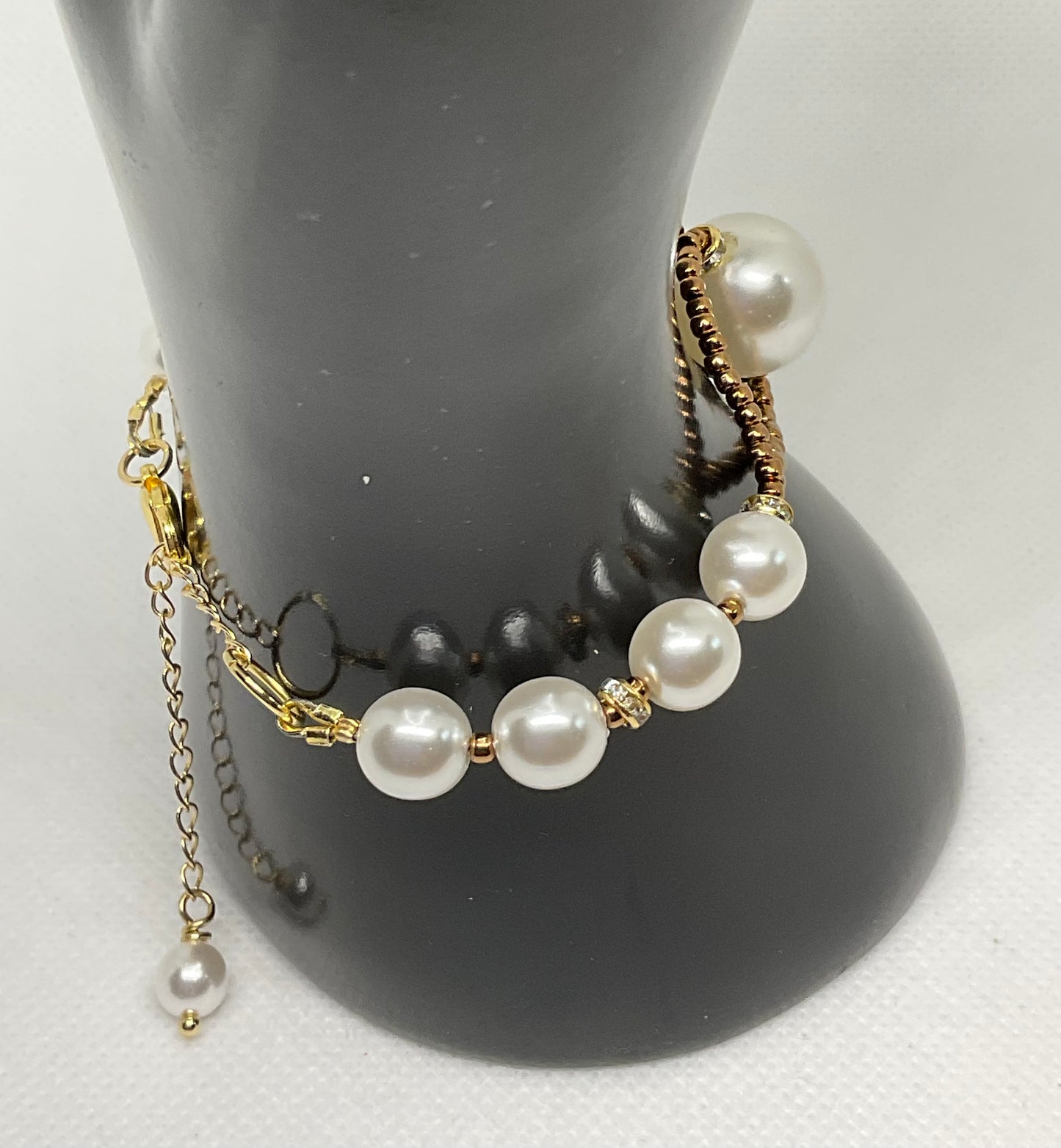 Elegant 14kt gold plated Pearl and Bronzebeaded Bracelet