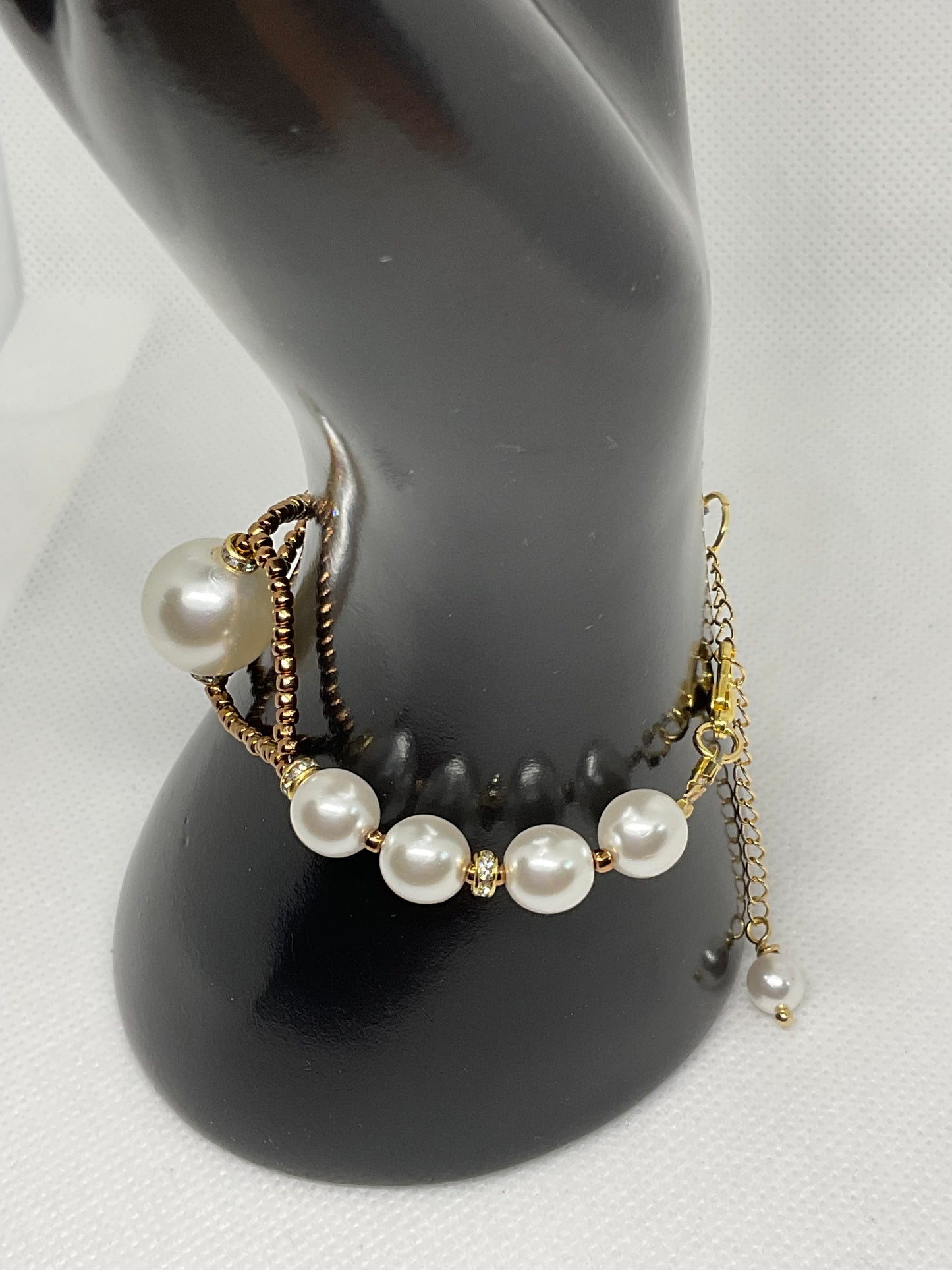 Elegant 14kt gold plated Pearl and Bronzebeaded Bracelet