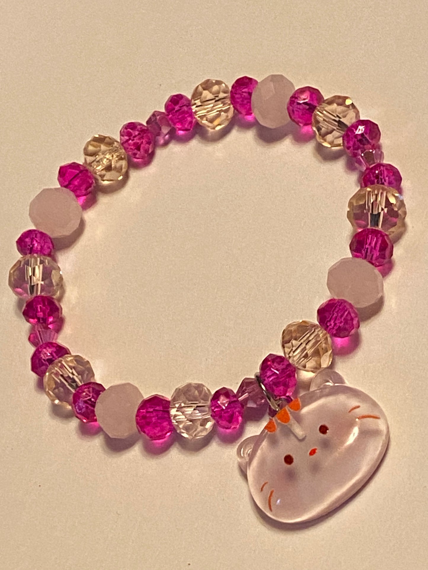 Adorable cat glamorous pink Crystal beaded stretch bracelet! So cute!