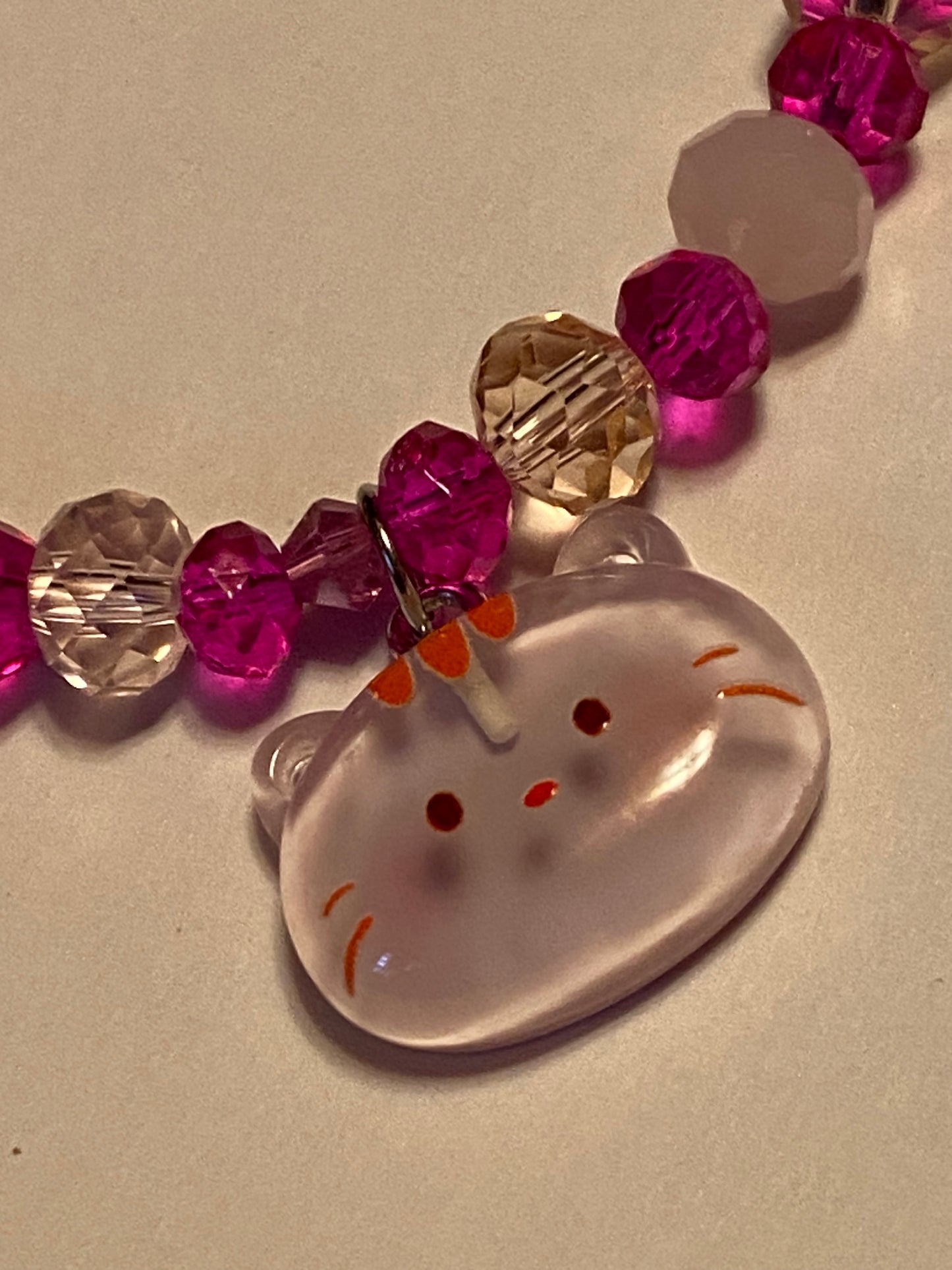 Adorable cat glamorous pink Crystal beaded stretch bracelet! So cute!