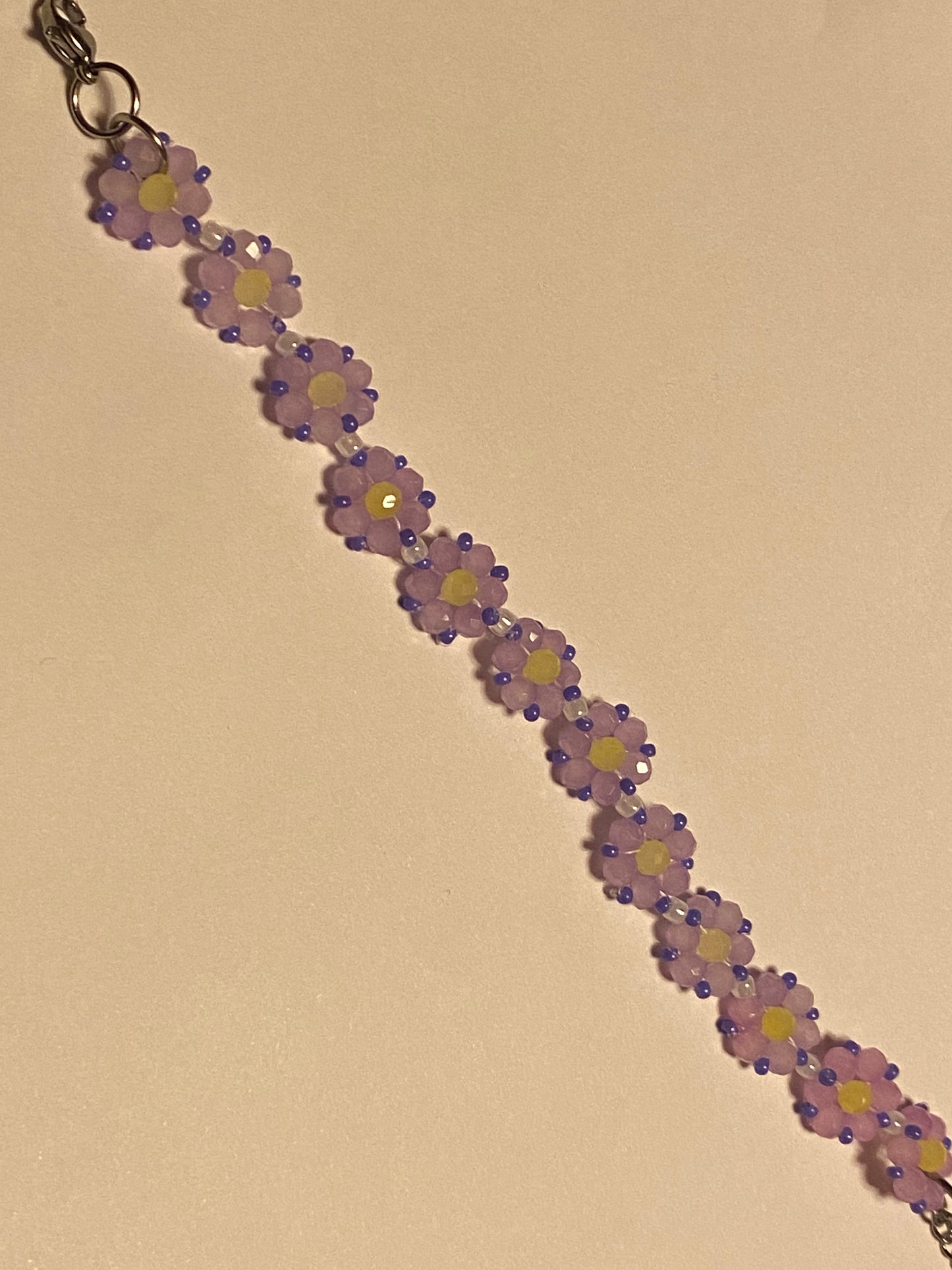 Pretty Pastel Purple Crystal Flower Beaded Bracelet